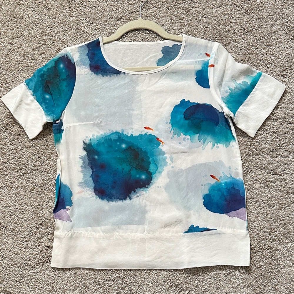 Artistic Blue and White T-Shirt 100% silk